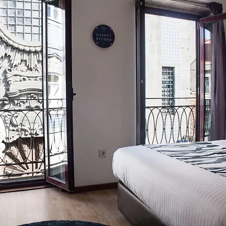 波尔图一室公寓和套房酒店 3*