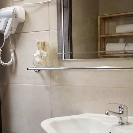 Casa de hóspedes Nations - & 3*