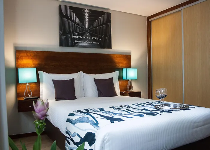 Nations - & Pensión 3*