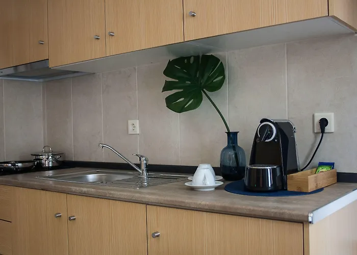 Pensión Nations - &