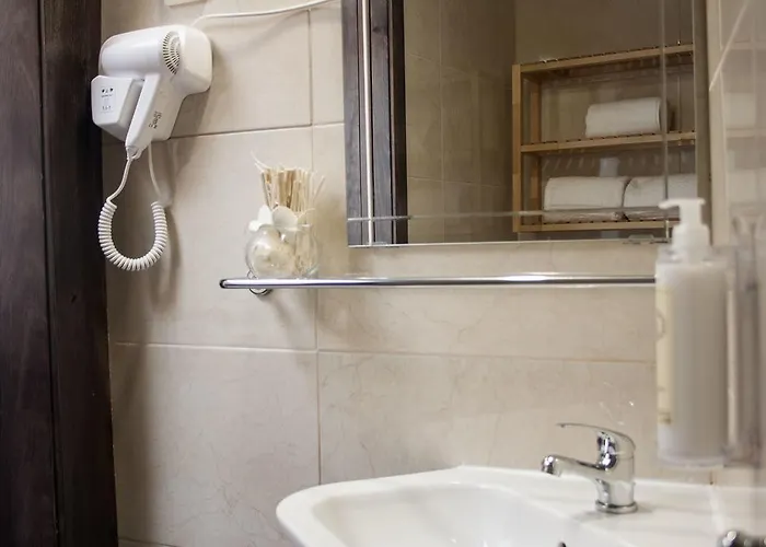 Pensión Nations - & 3*